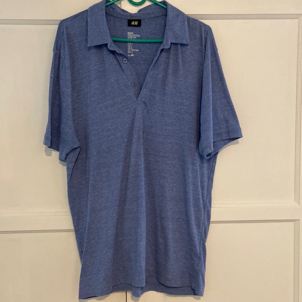 Men’s button shirt. Good condition.